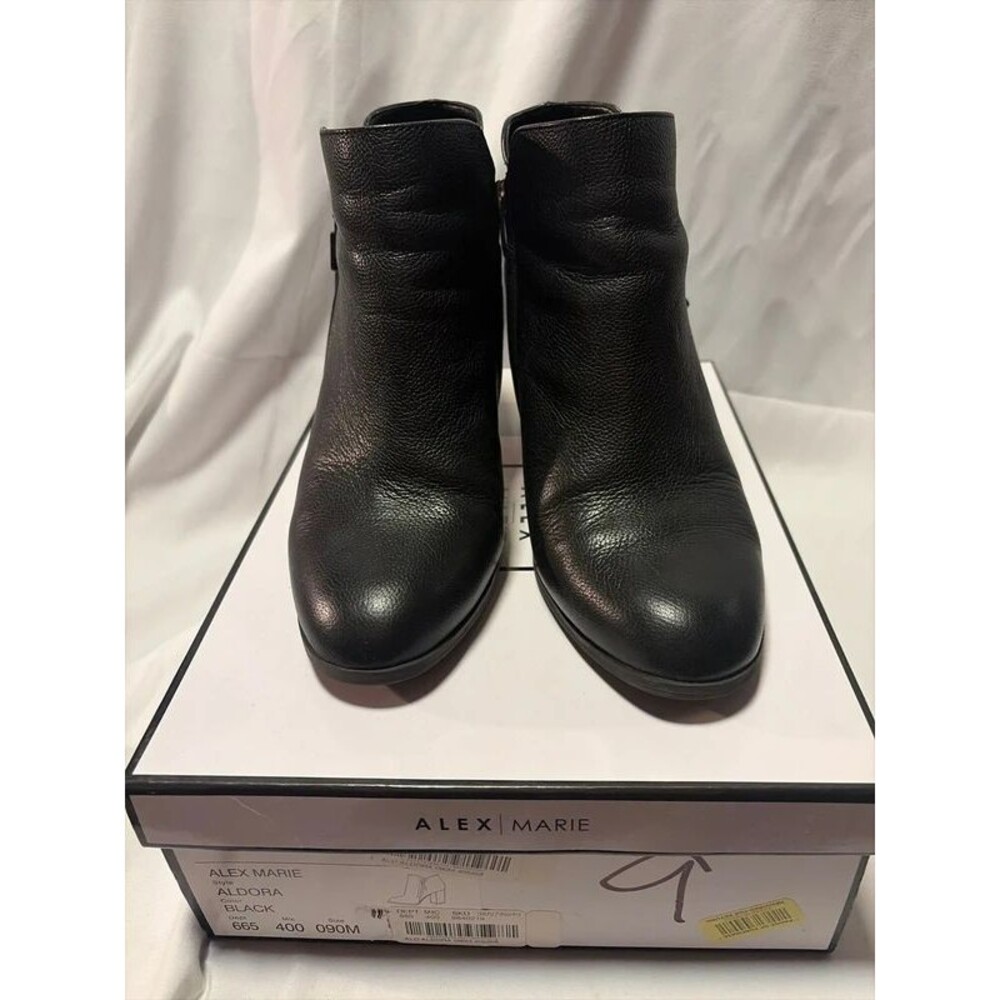 Alex Marie Aldora Black ankle boots with side zipper size 9